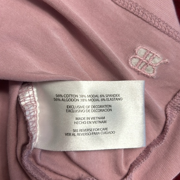 Women’s pink v neck top size small from Banana Republic. - Picture 4 of 5